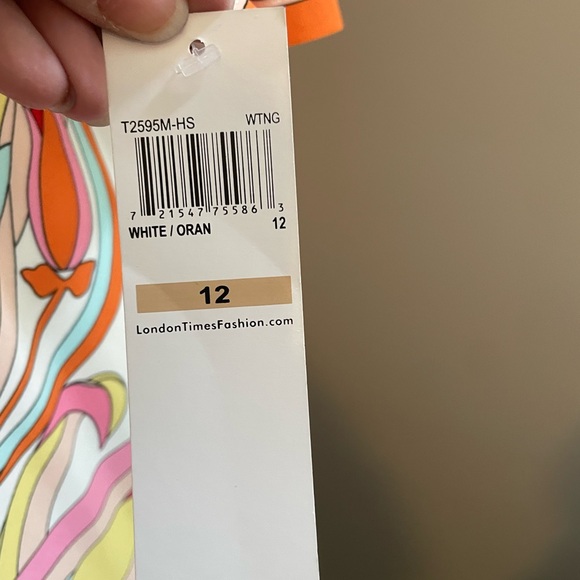 Colorful Swirl Pattern Dress - Picture 3 of 3